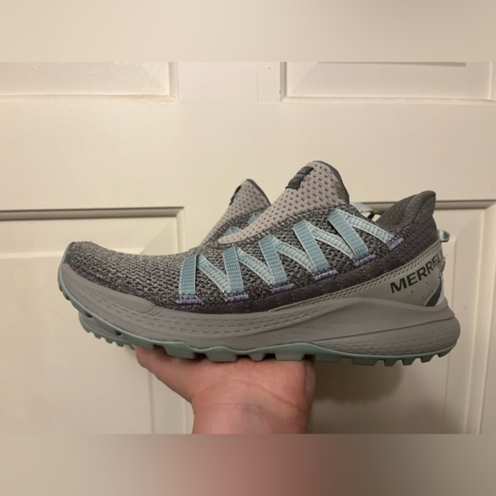 Merrell Women's Gray and Teal Athletic Shoes